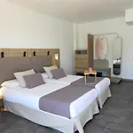 מלון דירות Santa Rosa קוסטה טגוויסה